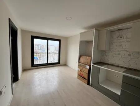 Veri'den Belediye Karşısı 2+1,Teraslı Çift Banyolu,Sıfır Daire!