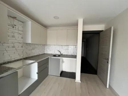 Veri'den Belediye Karşısı 2+1,Teraslı Çift Banyolu,Sıfır Daire!