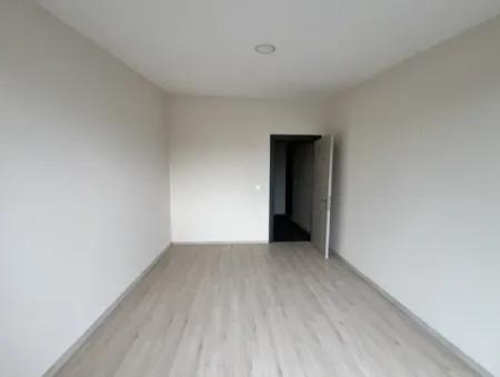 Veri'den Belediye Karşısı 2+1,Teraslı Çift Banyolu,Sıfır Daire!