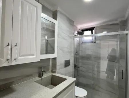 Seferihisar Camikebir Mahallesi'nde, Gözsüzler Caddesi Üzerinde, Köşe Konumlu, Sıfır Kiralık Daire