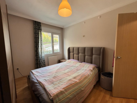 Karşıyaka   Yüksek Vadi Evleri   1+1 65M2 Satılık Daire!