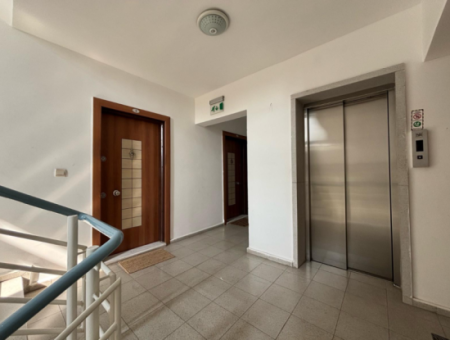Karşıyaka   Yüksek Vadi Evleri   1+1 65M2 Satılık Daire!