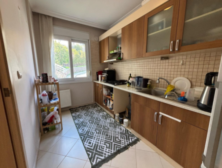 Karşıyaka   Yüksek Vadi Evleri   1+1 65M2 Satılık Daire!