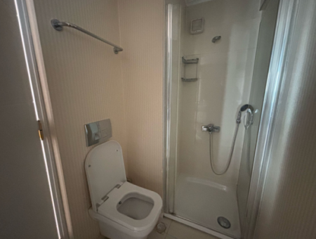 Güzelyalı   Göztepede   4+1 200M2 Deniz Manzaralı Kiralık Daire!