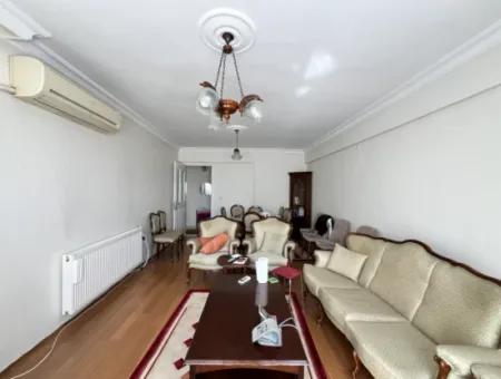 Seferihisar Sığacık’ta, Hisar Evleri Sitesi’nde Eşyalı Kiralık Daire