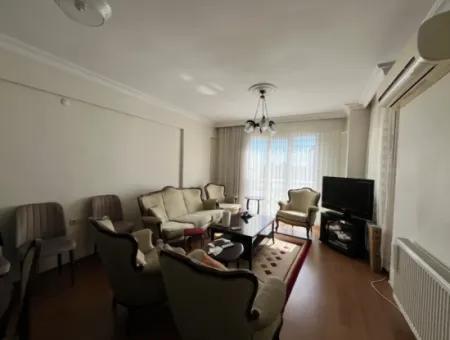 Seferihisar Sığacık’ta, Hisar Evleri Sitesi’nde Eşyalı Kiralık Daire