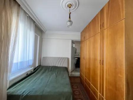 Seferihisar Sığacık’ta, Hisar Evleri Sitesi’nde Eşyalı Kiralık Daire