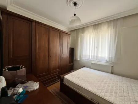 Seferihisar Sığacık’ta, Hisar Evleri Sitesi’nde Eşyalı Kiralık Daire