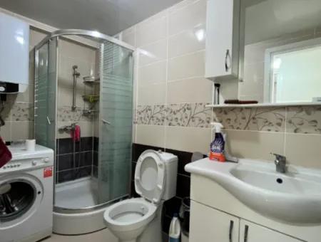 Seferihisar Sığacık’ta, Hisar Evleri Sitesi’nde Eşyalı Kiralık Daire
