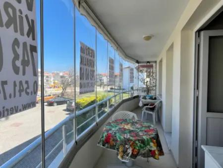Seferihisar Sığacık’ta, Hisar Evleri Sitesi’nde Eşyalı Kiralık Daire