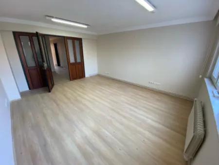 Alsancak Residence Ve Oteller Bölgesinde Satılık Ofis