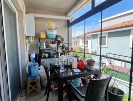 Seferihisar Çolakibrahim Bey Mahallesi’nde Konforlu Ve Modern 2+1 Satılık Daire