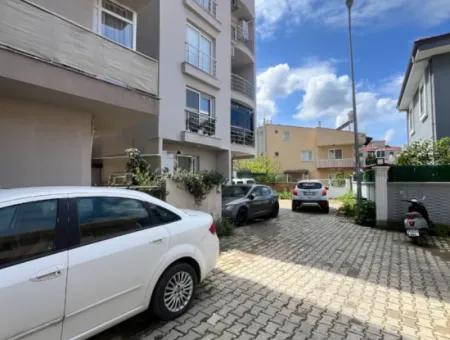 Seferihisar Çolakibrahim Bey Mahallesi’nde Konforlu Ve Modern 2+1 Satılık Daire