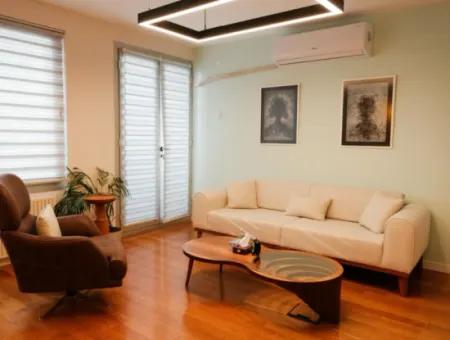 Alsancak Kıbrıs Şehitlerinde  Tabela Değeri Yüksek Ofis