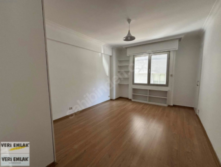 Güzelyalı   Göztepede Deniz Manzaralı   Masrafsız Kiralık Daire!