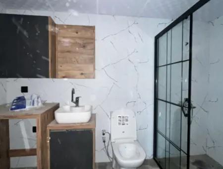 Seferihisar Turabiye Mahallesi’nde Lüks Mimarili 1+1 Sıfır Daire