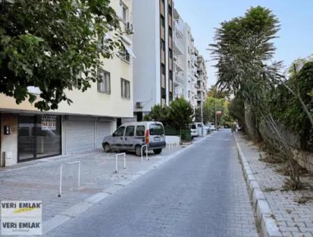 Alsancak Mimarsinan Caddesinde Trt,Ege Sağlık Hastanesine Yakın Kiralık Dükkan.