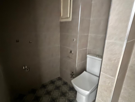 Alsancak   Mimar Sinan Mahallesinde   Özel Sağlık Hastanesi Karşısı    2Wc’li  1+1 Kiralık İşyeri.