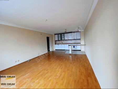Karşıyaka Mavişehir Albatros Sitesinde 1 Oda 1 Salon ,75M2, Kiralık Daire.