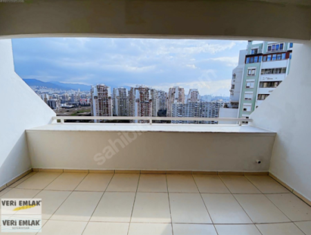 Karşıyaka Mavişehir Albatros Sitesinde 1 Oda 1 Salon ,75M2, Kiralık Daire.