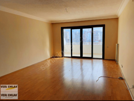 Karşıyaka Mavişehir Albatros Sitesinde 1 Oda 1 Salon ,75M2, Kiralık Daire.