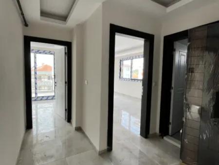 Seferihisar Camiikebir Mahallesi, Gözsüzler Caddesi Üzerinde, 2. Kat, Geniş Balkonlu, 2+1 Sıfır Daire