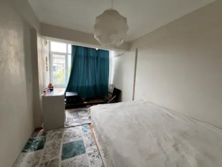 Gözsüzler Caddesi Üzerinde, Mandalina Bahçesi Manzaralı, Geniş Ve Işıl Işıl 3+1 Daire