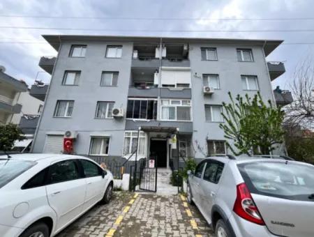 Gözsüzler Caddesi Üzerinde, Mandalina Bahçesi Manzaralı, Geniş Ve Işıl Işıl 3+1 Daire