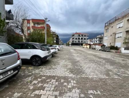 Gözsüzler Caddesi Üzerinde, Mandalina Bahçesi Manzaralı, Geniş Ve Işıl Işıl 3+1 Daire