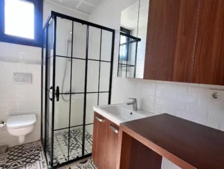 Camiikebir Mahallesi’nde, Geniş Balkonlu, 2+1 Kiralık Daire