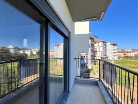 Camiikebir Mahallesi’nde, Geniş Balkonlu, 2+1 Kiralık Daire