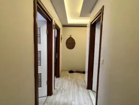 Seferihisar Hıdırlık Mahallesi'nde, Şehir Merkezine Yakın, 2+1 Kiralık Daire