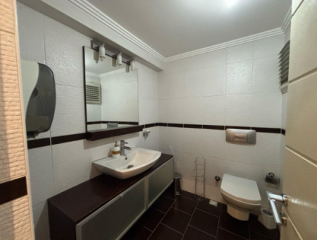 Alsancak’ın Gözdesi Gül Sokak Yakınında Kiralık Ofis!