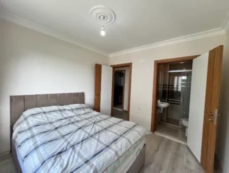 Seferihisar Camikebir Mahallesi'nde Site İçerisinde, Geniş Kullanımlı Satılık Daire