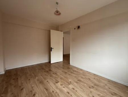 Alsancak Kıbrıs Şehitleri Yakını 2+1 1.Kat Tadilatlı Kiralık