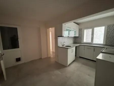 Alsancak Kıbrıs Şehitleri Yakını 2+1 1.Kat Tadilatlı Kiralık