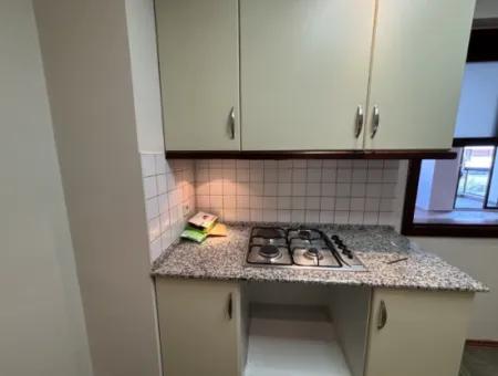 Alsancak Kordon Yakını Genç Binada 3+1 Kiralık Daire