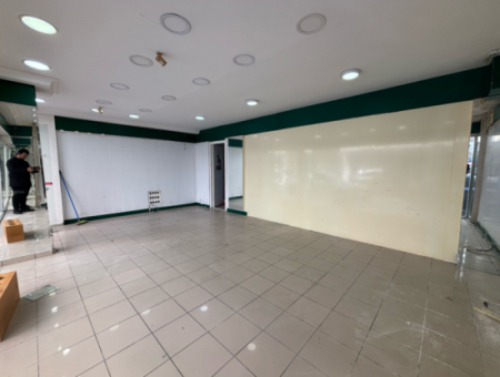 Alsancak’ta 40M2  7M Cepheli Otomatik Panjurlu Kiralık Depo/Dükkan!