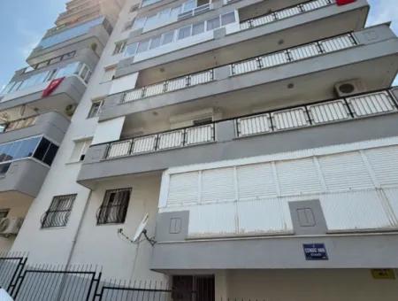 Balçova Teleferik Mahallesinde Manzaralı, Ferah Ve Kullanışlı 3+1 Daire