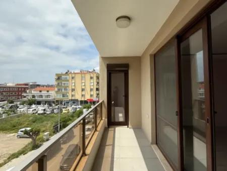 Seferihisar Tapu Dairesi Üzerinde, Ana Cadde Üzeri Kiralık Ofis – Kaçırılmayacak Lokasyon!
