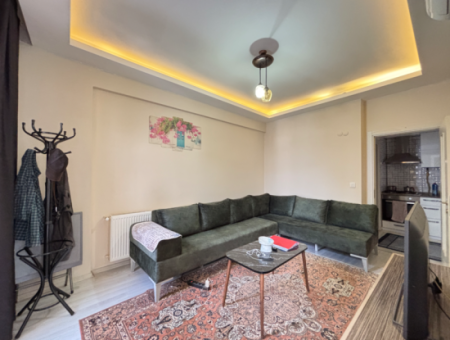 Seferihisar Çolak İbrahim Bey Mahallesinde Satılık 1+1 Eşyalı Daire