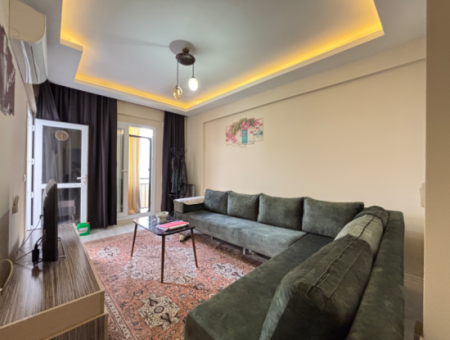 Seferihisar Çolak İbrahim Bey Mahallesinde Satılık 1+1 Eşyalı Daire