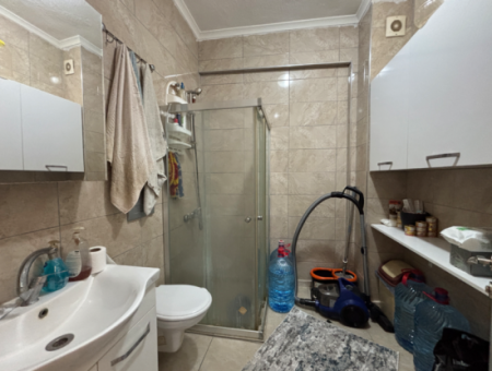 Seferihisar Çolak İbrahim Bey Mahallesinde Satılık 1+1 Eşyalı Daire