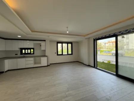 Seferihisar Hıdırlık Mahallesi’nde 3+1 Bahçeli, Yerden Isıtmalı, Sıfır Villa!