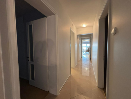 Alsancak    Kordon’da Deniz Manzaralı 3.5+1 Kdv’li İşyeri/Konut