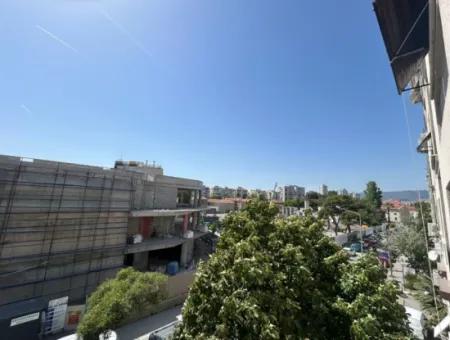 Kiralık Daire – Alsancak Özel Ege Sağlık Hastanesi Yakını