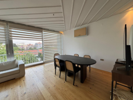 Alsancak Libasın Sokağında 2.5+1 95M2 Şömineli Eşyalı Kiralık Daire!