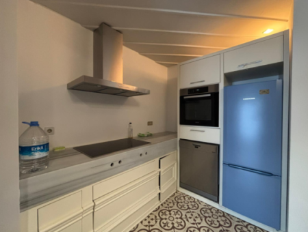 Alsancak Libasın Sokağında 2.5+1 95M2 Şömineli Eşyalı Kiralık Daire!