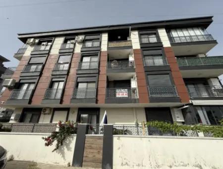 Seferihisar Camikebir Mahallesi Gözsüzler Caddesi Üzerinde Kiralık Geniş Ve Kullanışlı 2+1 Daire