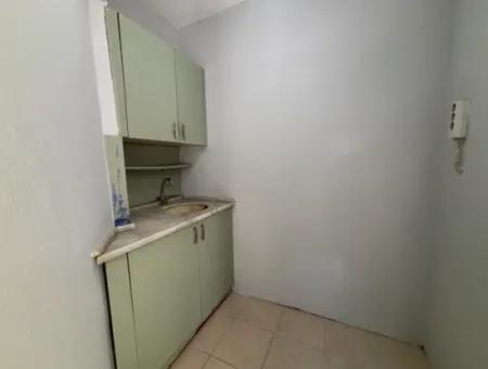 Alsancak Kahramanlar Fuar Cepheli Batarkatlı 160M2 Fırsat Dükkan